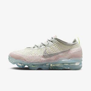 Nike Air VaporMax 2023 Flyknit Women's Shoes. Nike ID